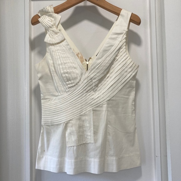 BCBG MaxAzria White Cotton V-Neck Bow Fitted Top Size XXS - Picture 1 of 13